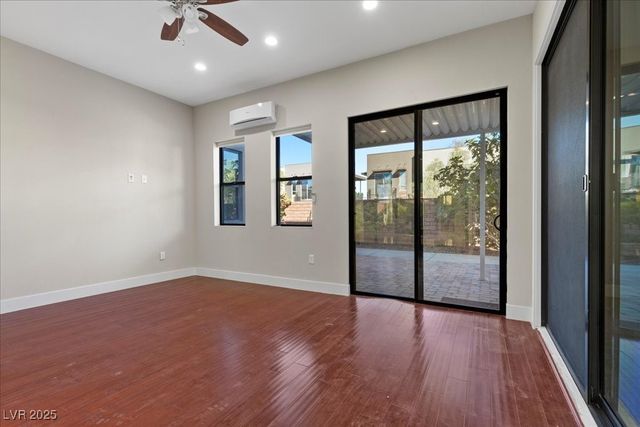 88 Pristine Glen Street, Las Vegas, NV 89135