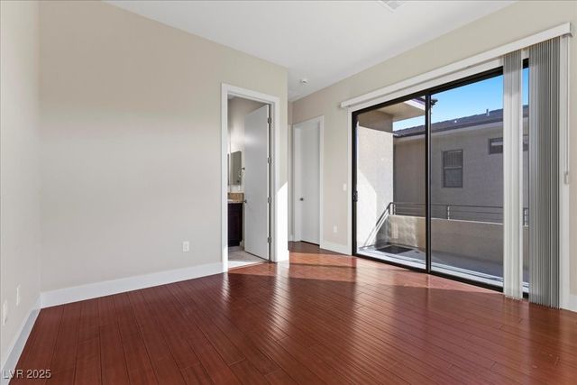 88 Pristine Glen Street, Las Vegas, NV 89135