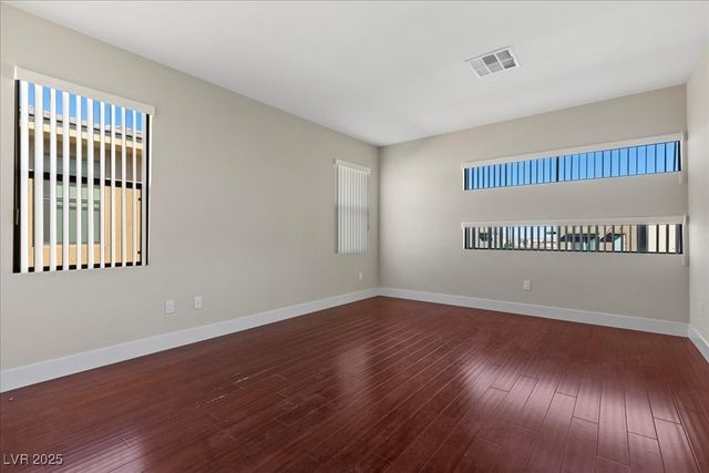 88 Pristine Glen Street, Las Vegas, NV 89135