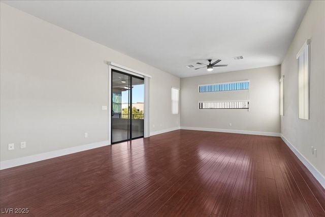 88 Pristine Glen Street, Las Vegas, NV 89135