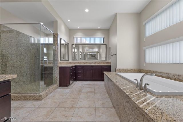 88 Pristine Glen Street, Las Vegas, NV 89135