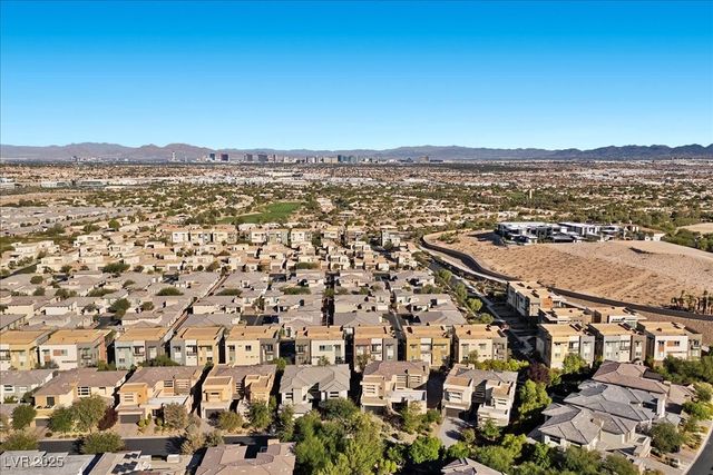 88 Pristine Glen Street, Las Vegas, NV 89135