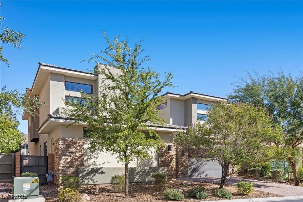 88 Pristine Glen Street, Las Vegas, NV 89135