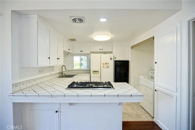 1328 W 214th Street, Torrance, CA 90501