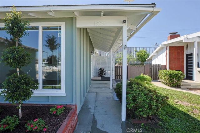 1328 W 214th Street, Torrance, CA 90501