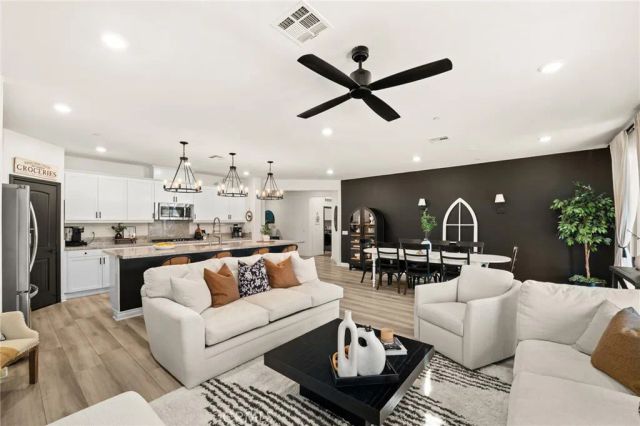 6529 Zion Way, Jurupa Valley, CA 92509