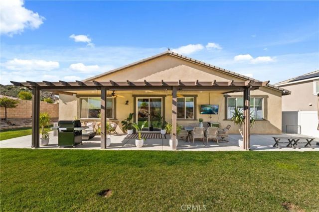 6529 Zion Way, Jurupa Valley, CA 92509