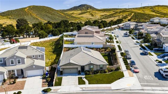 6529 Zion Way, Jurupa Valley, CA 92509