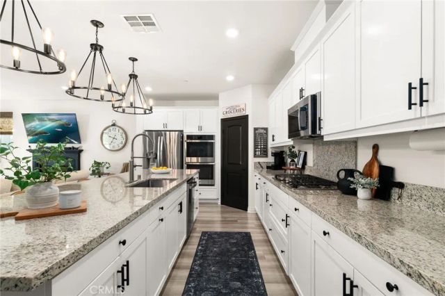 6529 Zion Way, Jurupa Valley, CA 92509