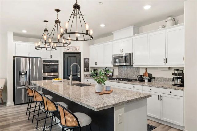 6529 Zion Way, Jurupa Valley, CA 92509