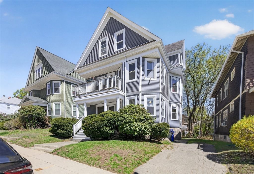 671-671A Washington St, Boston, MA 02135