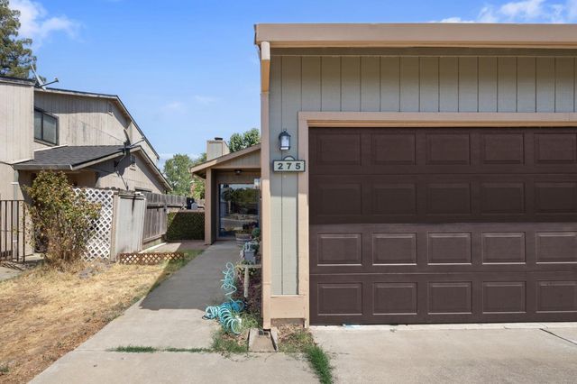 275 R St, Lincoln, CA 95648