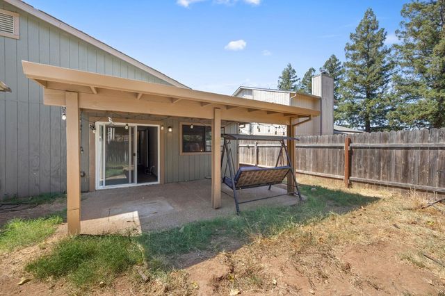 275 R St, Lincoln, CA 95648