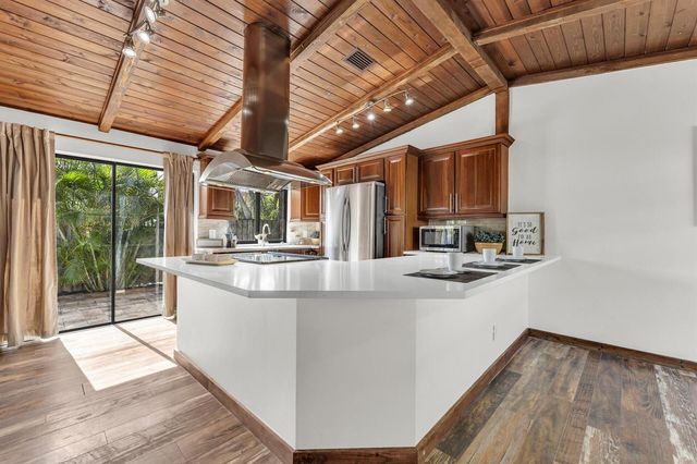 358 SW 32nd Terrace, Deerfield Beach, FL 33442