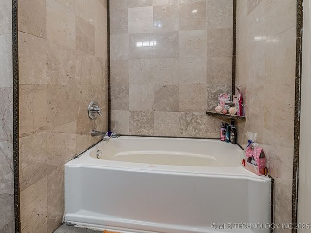 6316 E 5th Street, Tulsa, OK 74112