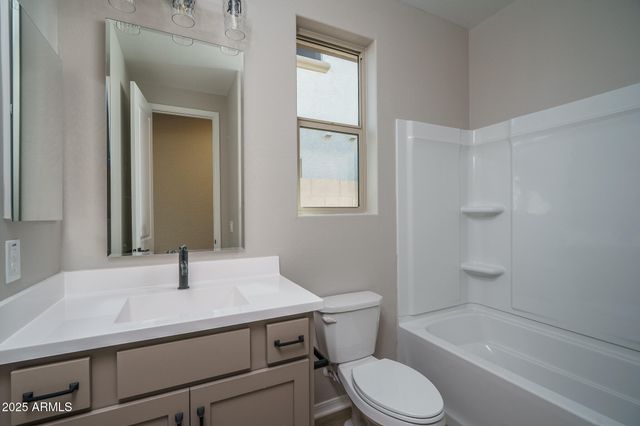 18755 W MONTEROSA Street, Litchfield Park, AZ 85340