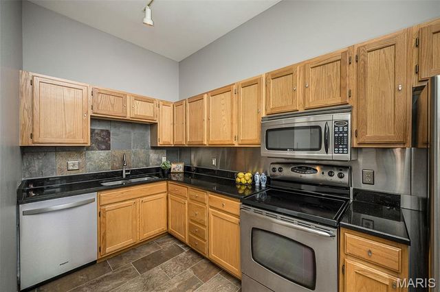 2635 Saint Vincent Avenue, St Louis, MO 63104