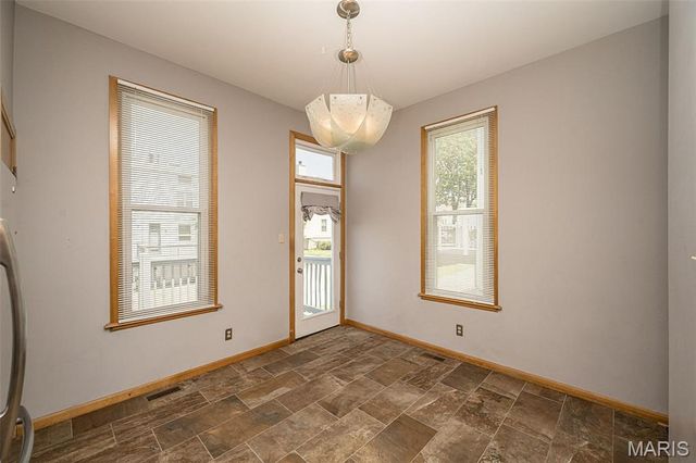 2635 Saint Vincent Avenue, St Louis, MO 63104