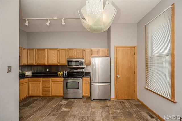 2635 Saint Vincent Avenue, St Louis, MO 63104
