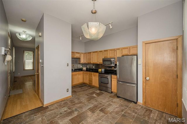 2635 Saint Vincent Avenue, St Louis, MO 63104