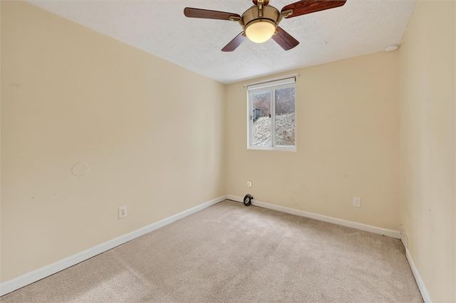 301 Milroy St, Observatory Hill, PA 15214