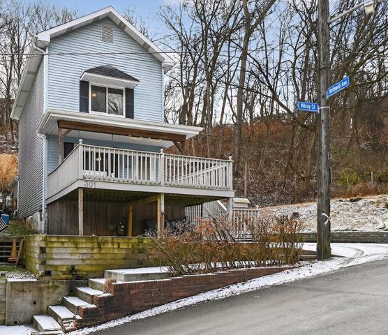 301 Milroy St, Observatory Hill, PA 15214
