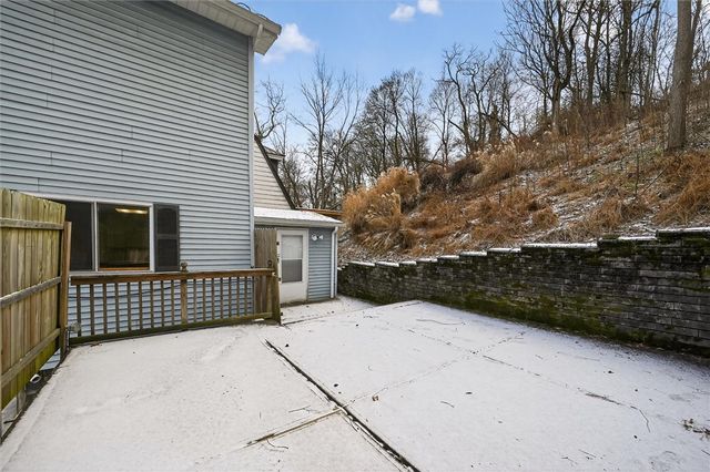 301 Milroy St, Observatory Hill, PA 15214