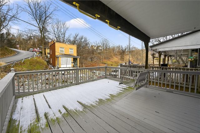 301 Milroy St, Observatory Hill, PA 15214