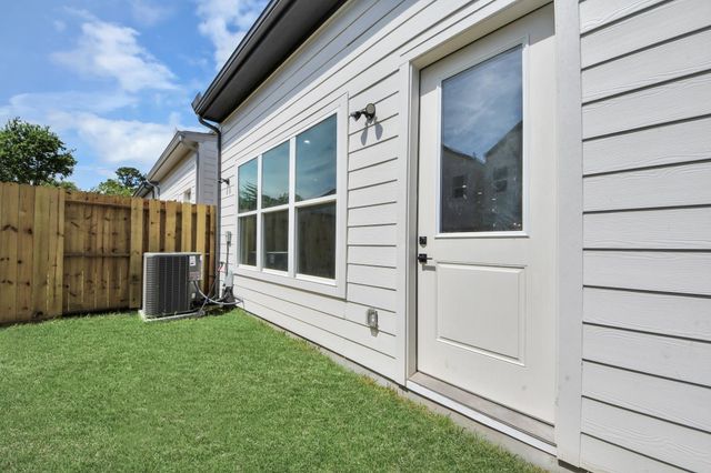 6411 Goforth Street, Houston, TX 77021