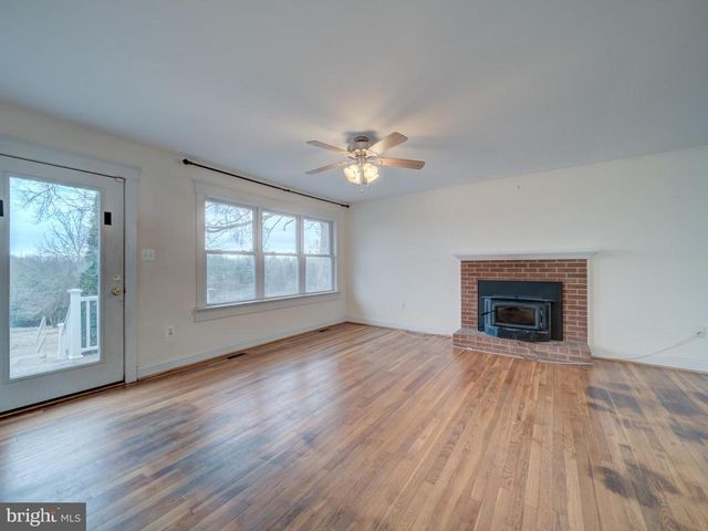 9105 OLD CULPEPER RD, Warrenton, VA 20186