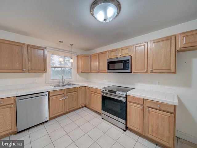 9105 OLD CULPEPER RD, Warrenton, VA 20186