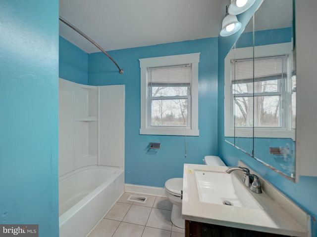 9105 OLD CULPEPER RD, Warrenton, VA 20186