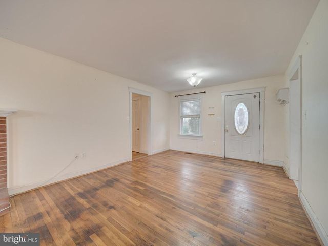 9105 OLD CULPEPER RD, Warrenton, VA 20186