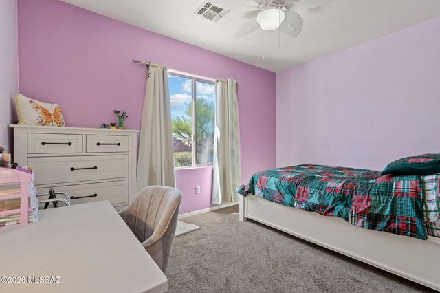 8120 N Wayward Star Drive, Tucson, AZ 85743