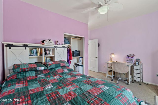 8120 N Wayward Star Drive, Tucson, AZ 85743