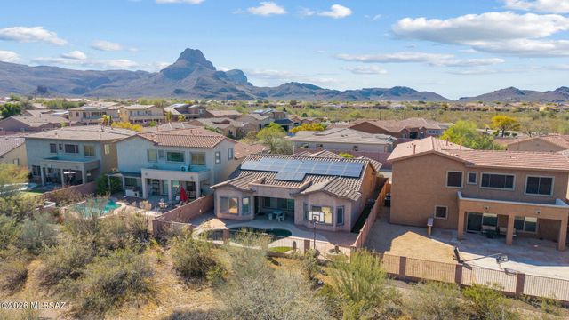 8120 N Wayward Star Drive, Tucson, AZ 85743