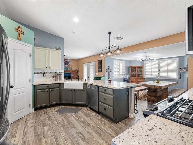 12326 Silver Rock, Pinon Hills, CA 92372