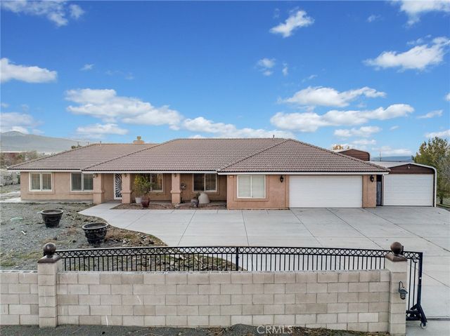 12326 Silver Rock, Pinon Hills, CA 92372