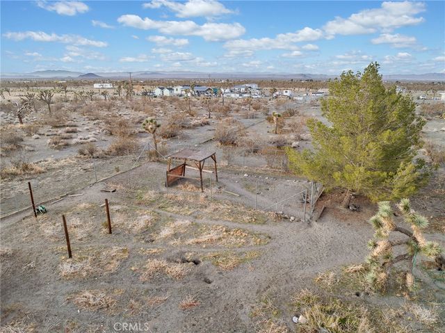 12326 Silver Rock, Pinon Hills, CA 92372