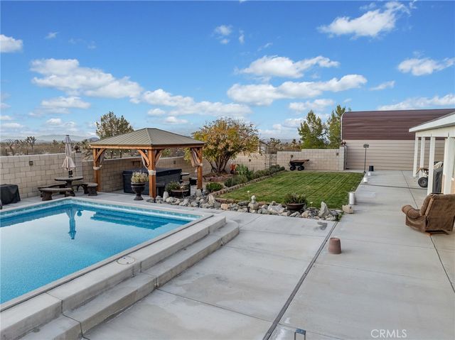 12326 Silver Rock, Pinon Hills, CA 92372