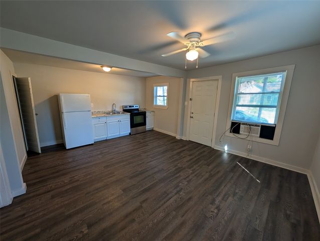 4228 Copeland Street A, Dallas, TX 75210