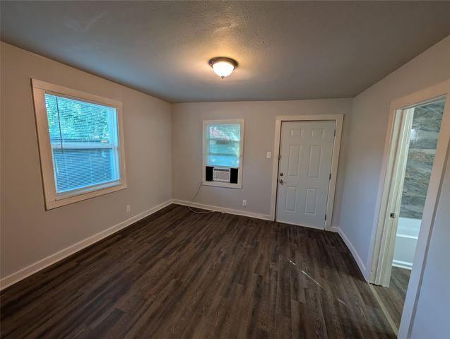 4228 Copeland Street A, Dallas, TX 75210