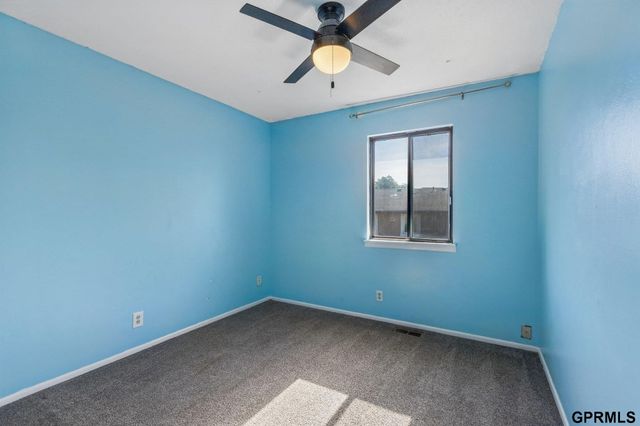 9023 Gary Circle, Omaha, NE 68138