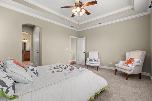512 Silverwood Place, Branson West, MO 65737