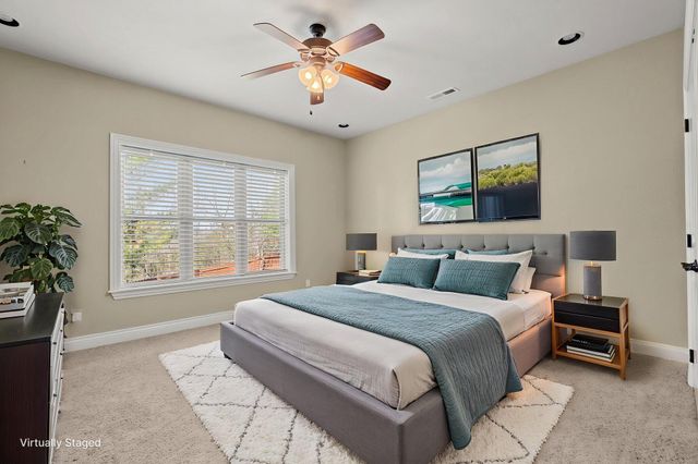 512 Silverwood Place, Branson West, MO 65737