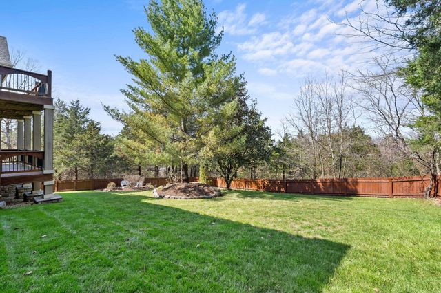 512 Silverwood Place, Branson West, MO 65737