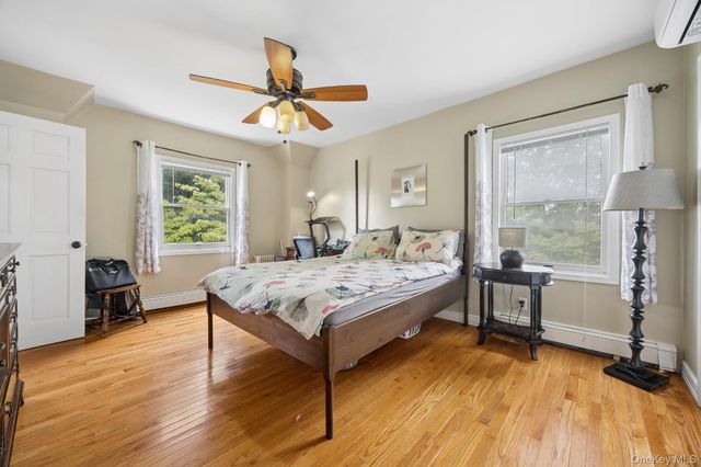 3011 Murray Street, Flushing, NY 11354