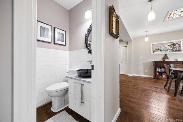 3011 Murray Street, Flushing, NY 11354