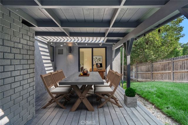 22250 Capulin Court, Woodland Hills, CA 91364