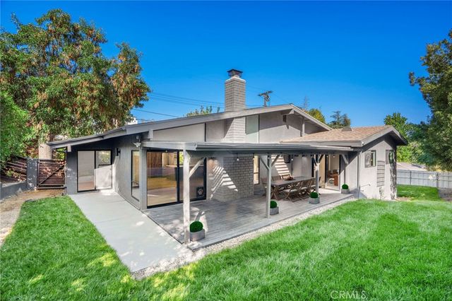 22250 Capulin Court, Woodland Hills, CA 91364